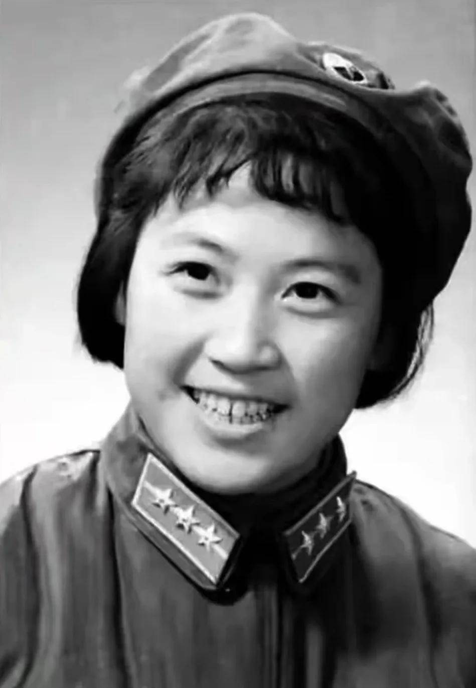 难得一见的老照片:6位长寿仍健在的女演员,当年红花绿叶春常在