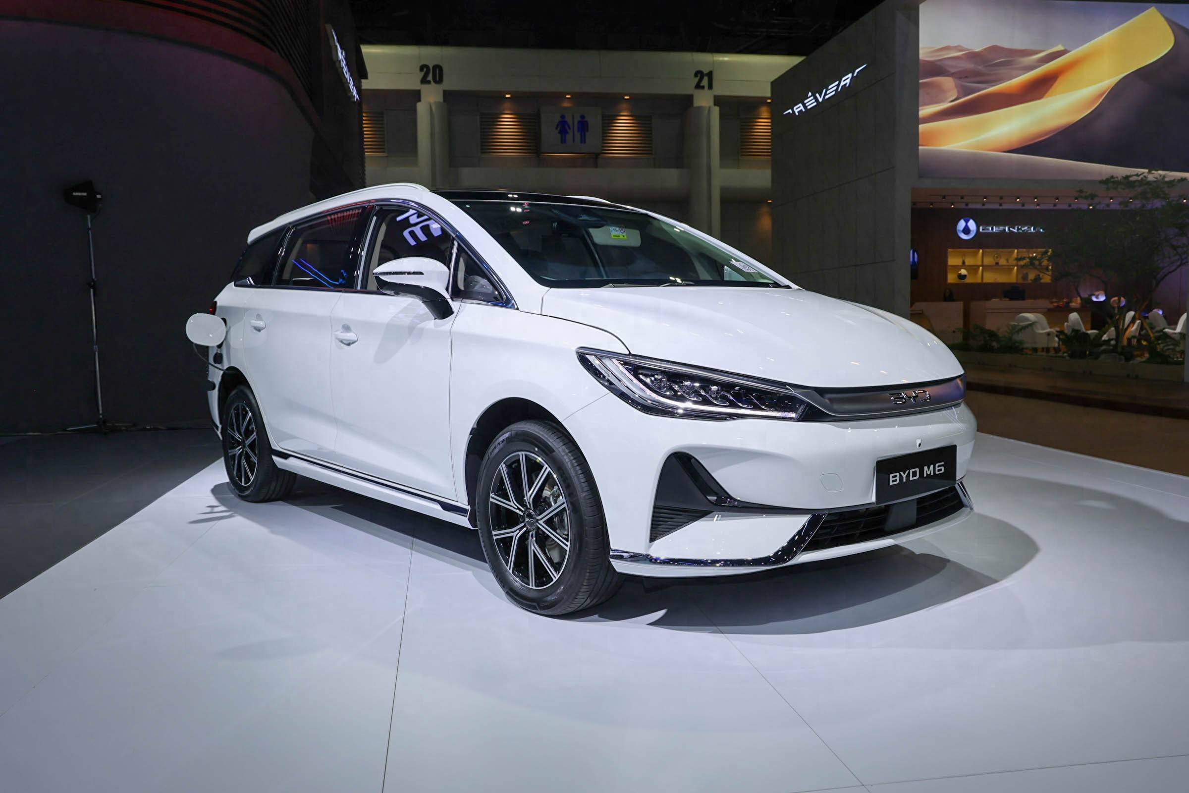 定位纯电动紧凑型mpv,比亚迪m6 ev亮相曼谷车展