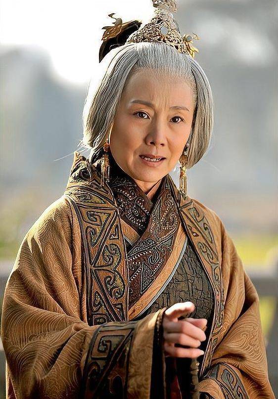 康群智与高英:两位老戏骨的演艺人生