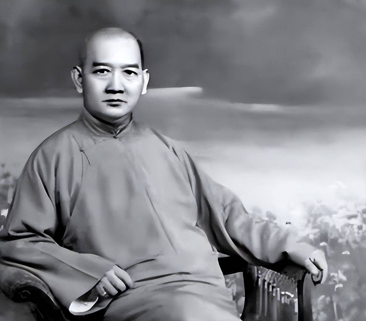 黄飞鸿离世后,妻子晚年回忆:他长相很怪异,我们夫妻关系很冷淡