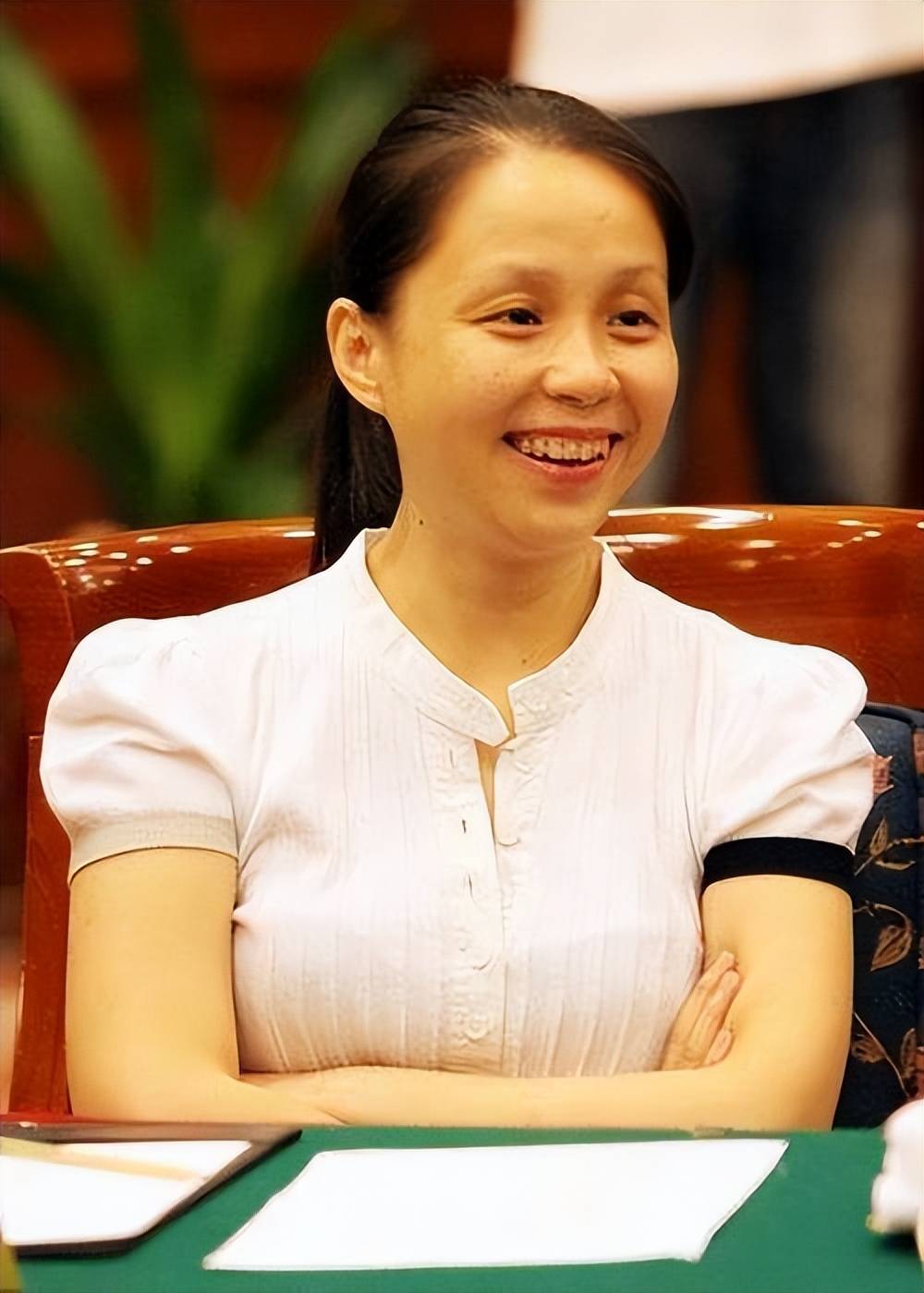 主持人李维嘉:一个人独居,重度洁癖,不结婚不恋爱,这是为何?