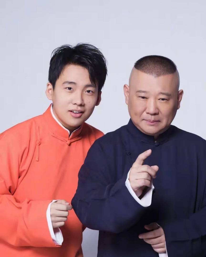 网友京津足球赛偶遇郭麒麟,被怼脸拍都不生气