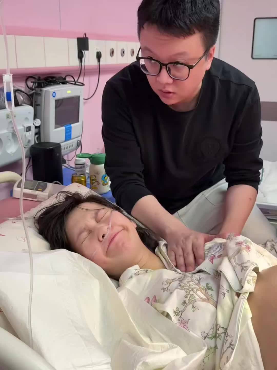 令人动容的分娩瞬间,每个妈妈都不容易!