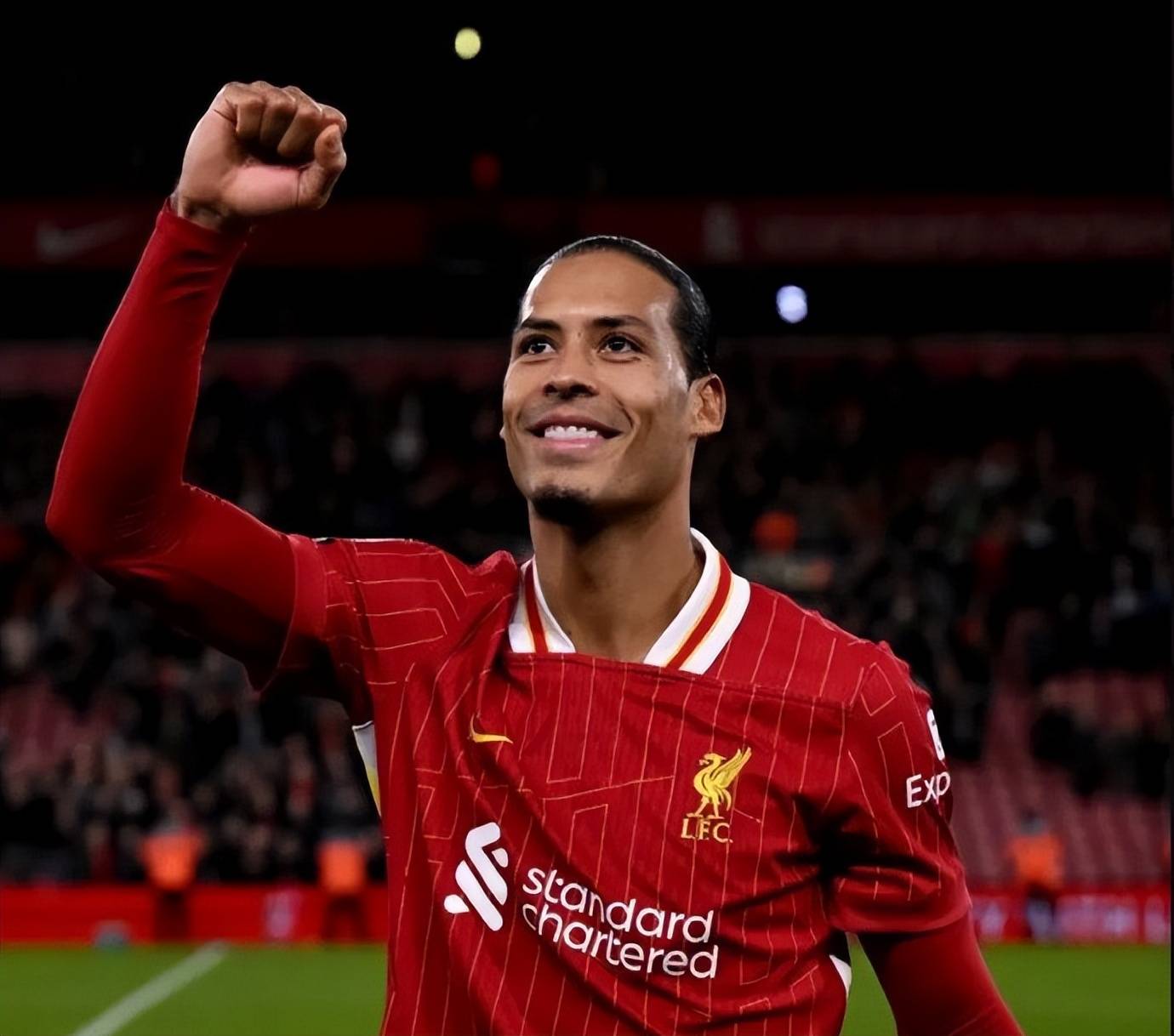 萨拉赫范迪克续约:芬威的破例之举与红军的夺冠新希望