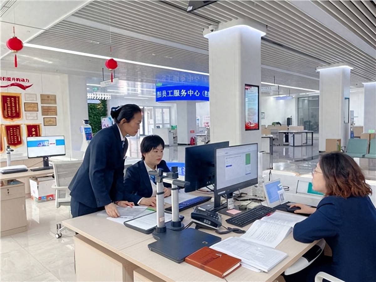 西城服务协调中心员工服务一站:学以致用,新政宣传全覆盖