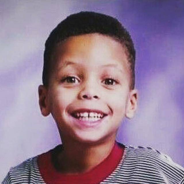 nba球星童年照:库里变化最大,能认出5个才算是老球迷!