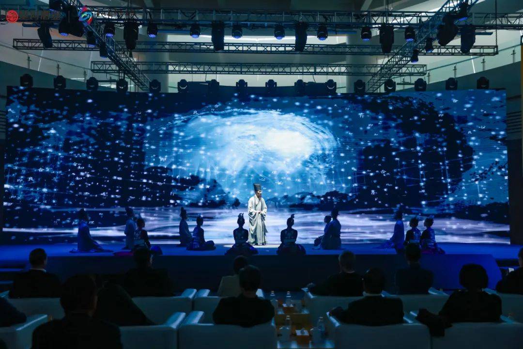 东方通：联合发布鲲鹏RAG解决方案 共启全球合作倡议