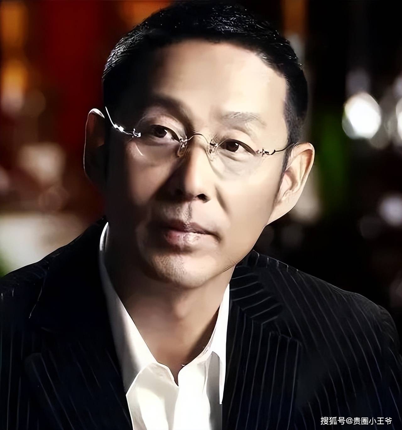 京剧版“美猴王”各见真章徐挺芳秀翻身功、秦朗展高超杂耍- vibes by 8world, image size:1280x1368