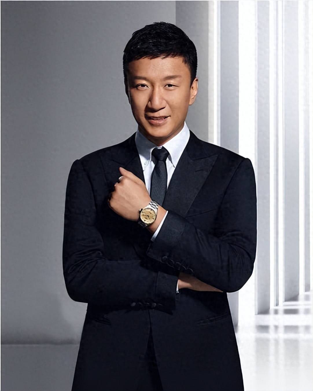 三年无戏可拍,曾经风光无两的"颜王"孙红雷,如今在干什么?