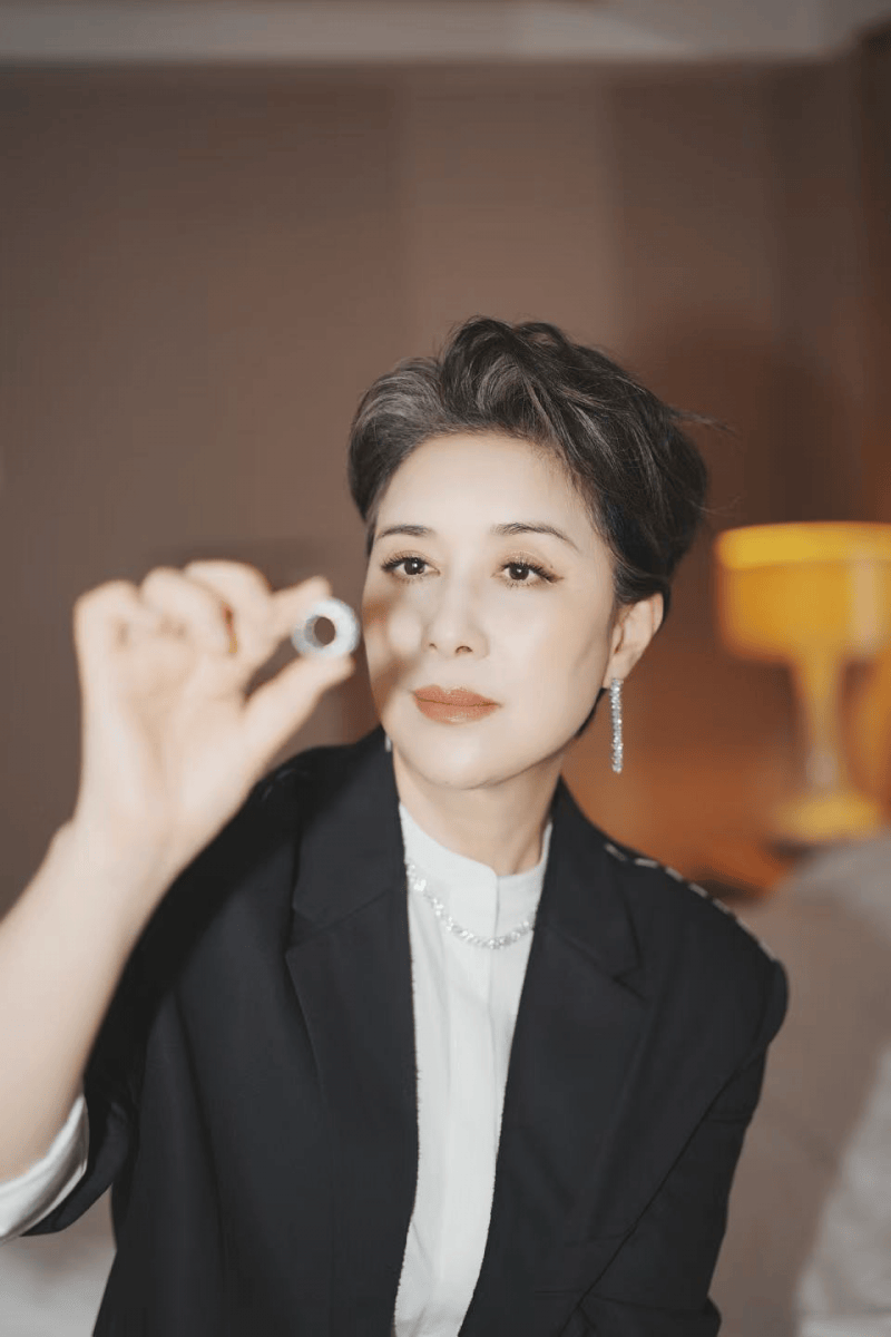 钻石与戏韵:欧洲钻石珠宝品牌宝欧娜baunat携手中国越剧传承人茅威涛