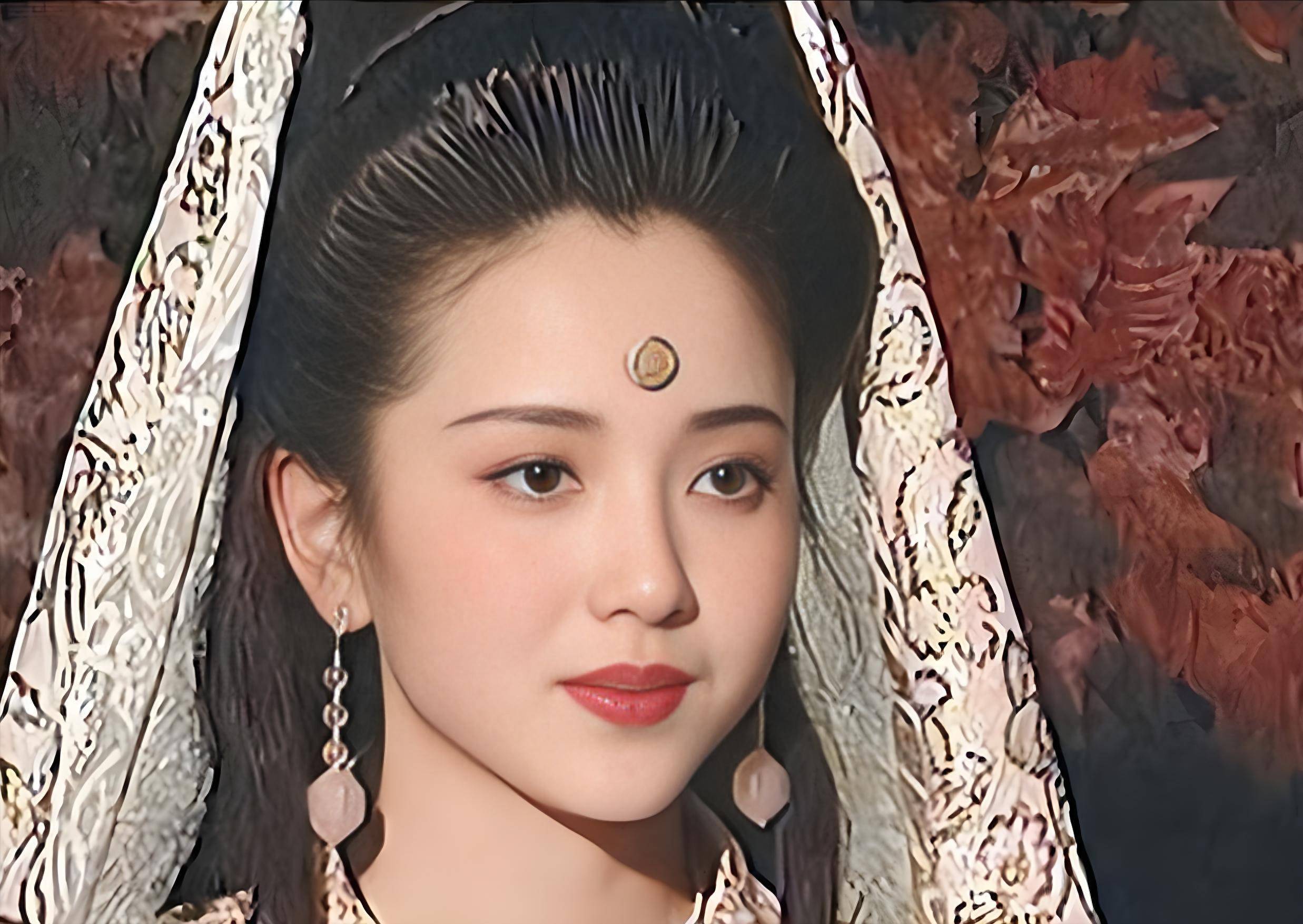 "反骨"美人陶慧敏:30岁演妈,拒拍吻戏,她为何放弃顶流人生?