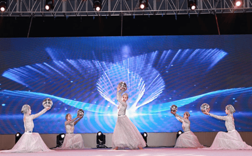 三凌宝明星之夜演唱会：搭建星光之桥领衔追梦之人(图2)