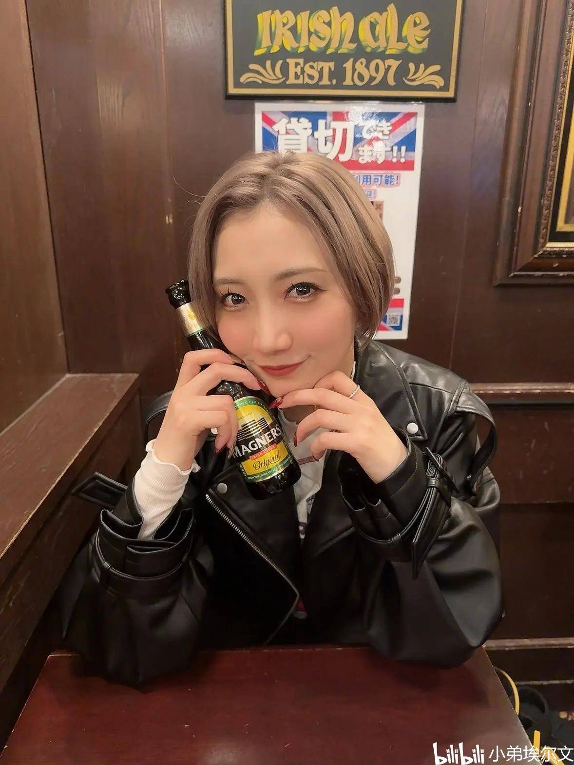 金发造型榶原萌甜美长发造型凤美优最新cos造型濑户环奈晒时尚饰品