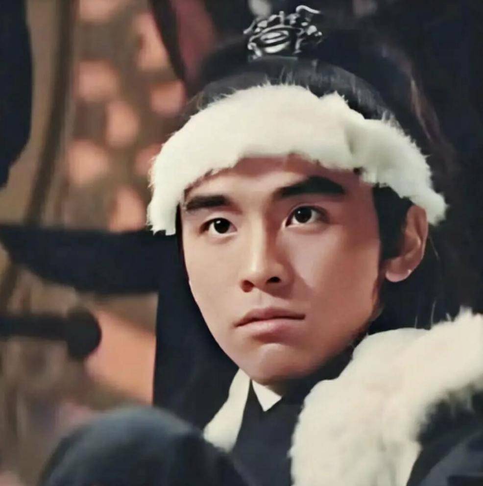 姜大卫与周杰伦神似,尔冬升曾质疑周杰伦身世,还进行了调查