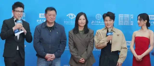 张伟丽跨界影视再获殊荣，体育与艺术的双重辉煌