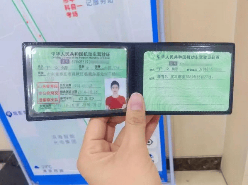 考生可以可一次预约,连续考试,只要通过考试就能领取驾驶证,个别地方
