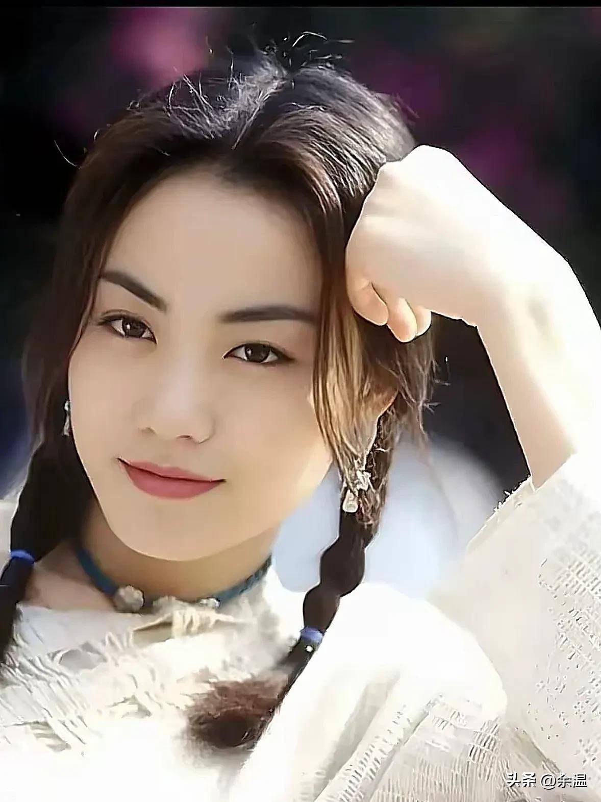 难怪谢霆锋对她痴迷!年轻时的王菲,才是真正的"人间绝色"