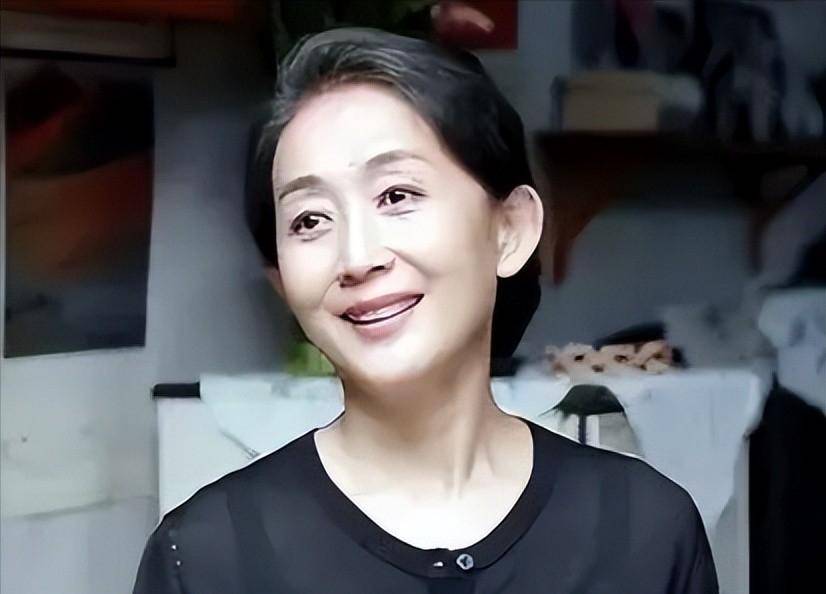 "人间异类"陈瑾:20年不吃米饭,与哥哥相约一生不婚不育