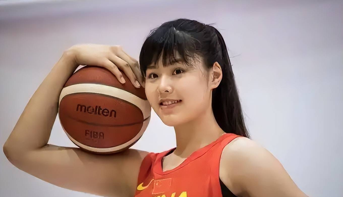 李月汝留守WNBA，中国女篮亚洲杯挑战升级