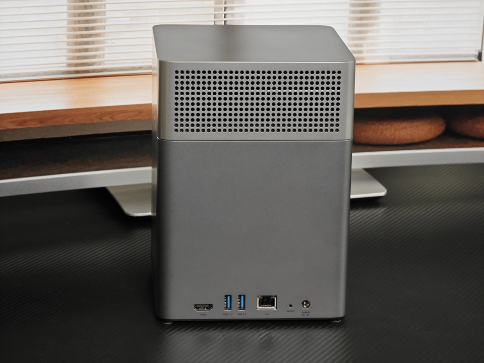 618+国补双重优惠:千元入门级NAS绿联私有云DH4300 Plus究竟值不值?