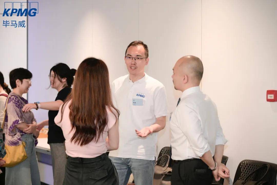 毕马威中国财务管理咨询服务主管合伙人沈怡,作为历届最受欢迎讲师