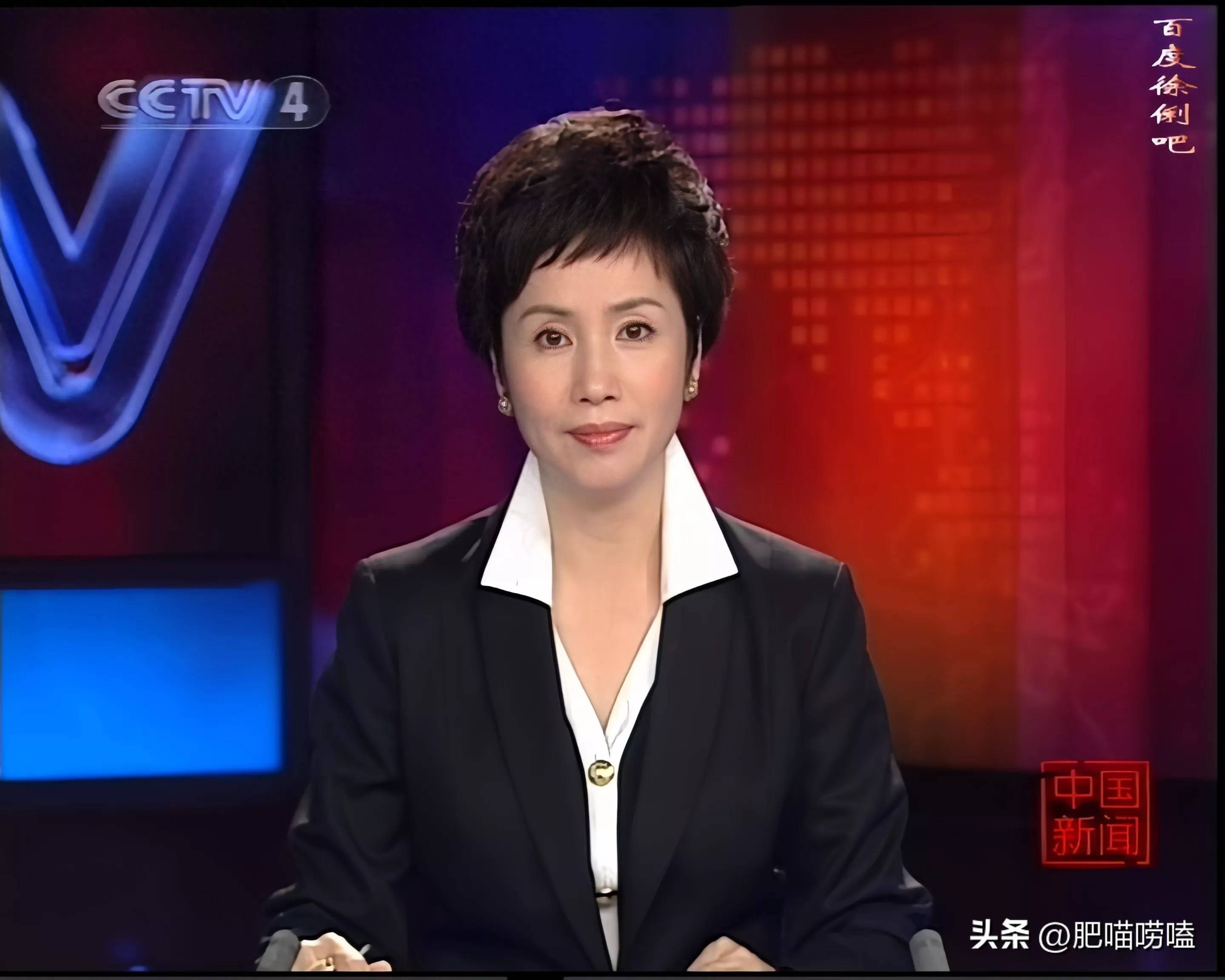 主持人徐俐苏州游玩,64岁坐秋千开心像个孩子,她状态好的像40岁