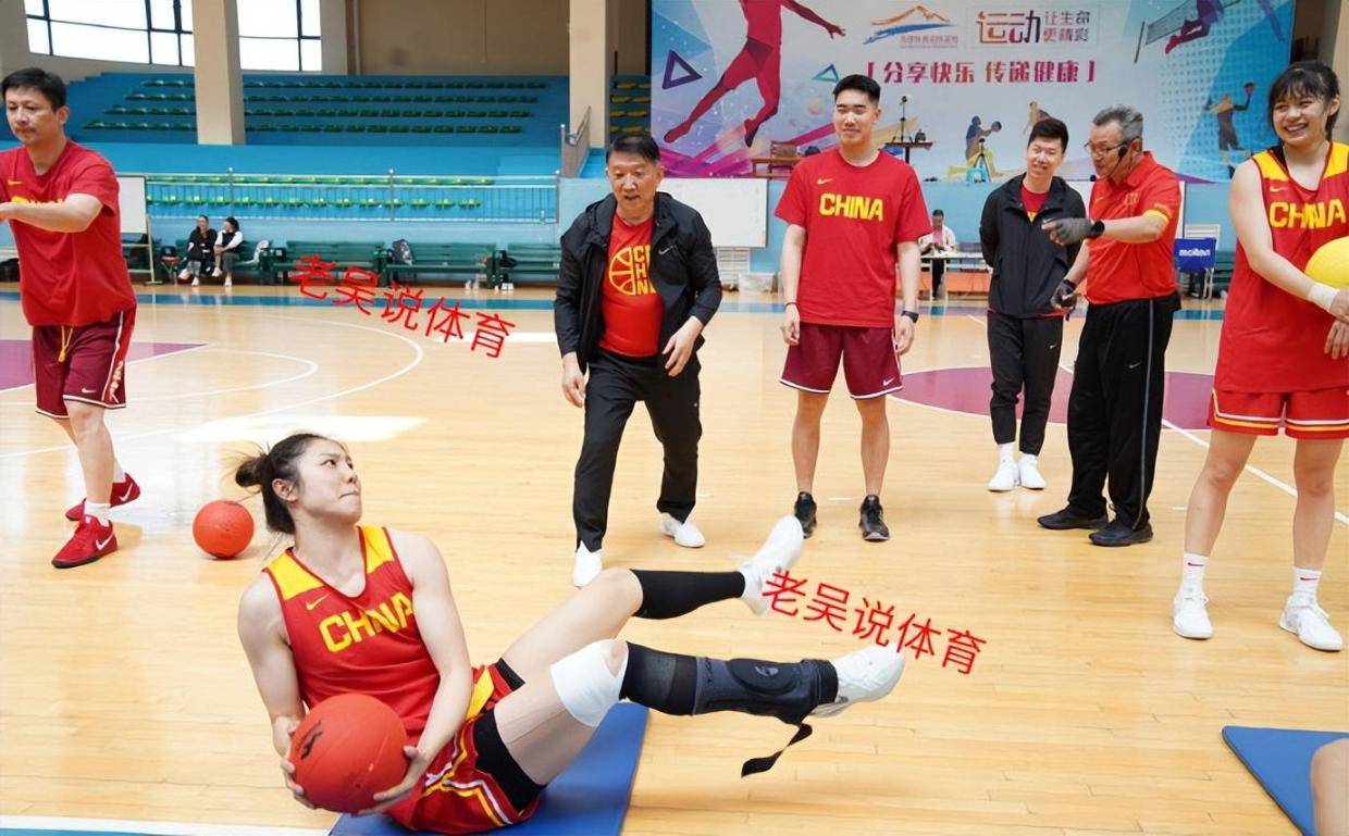 女篮亚洲杯12人名单基本出炉！5位00后入选，重用2米26张子宇