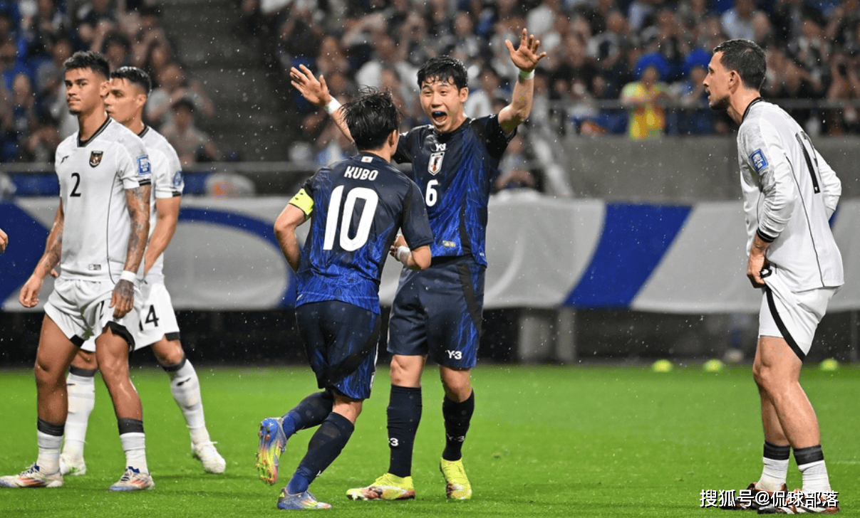 世预赛亚洲区18强赛：日本6-0狂胜印尼，国足1-0绝杀巴林