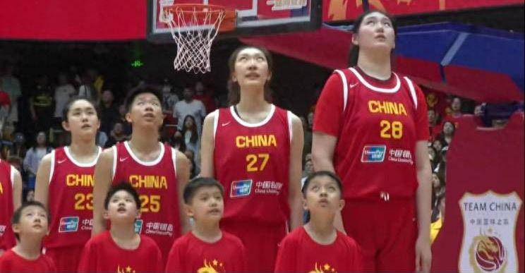 李梦缺席中国女篮热身赛真相揭秘：伤病与个人原因成主因
