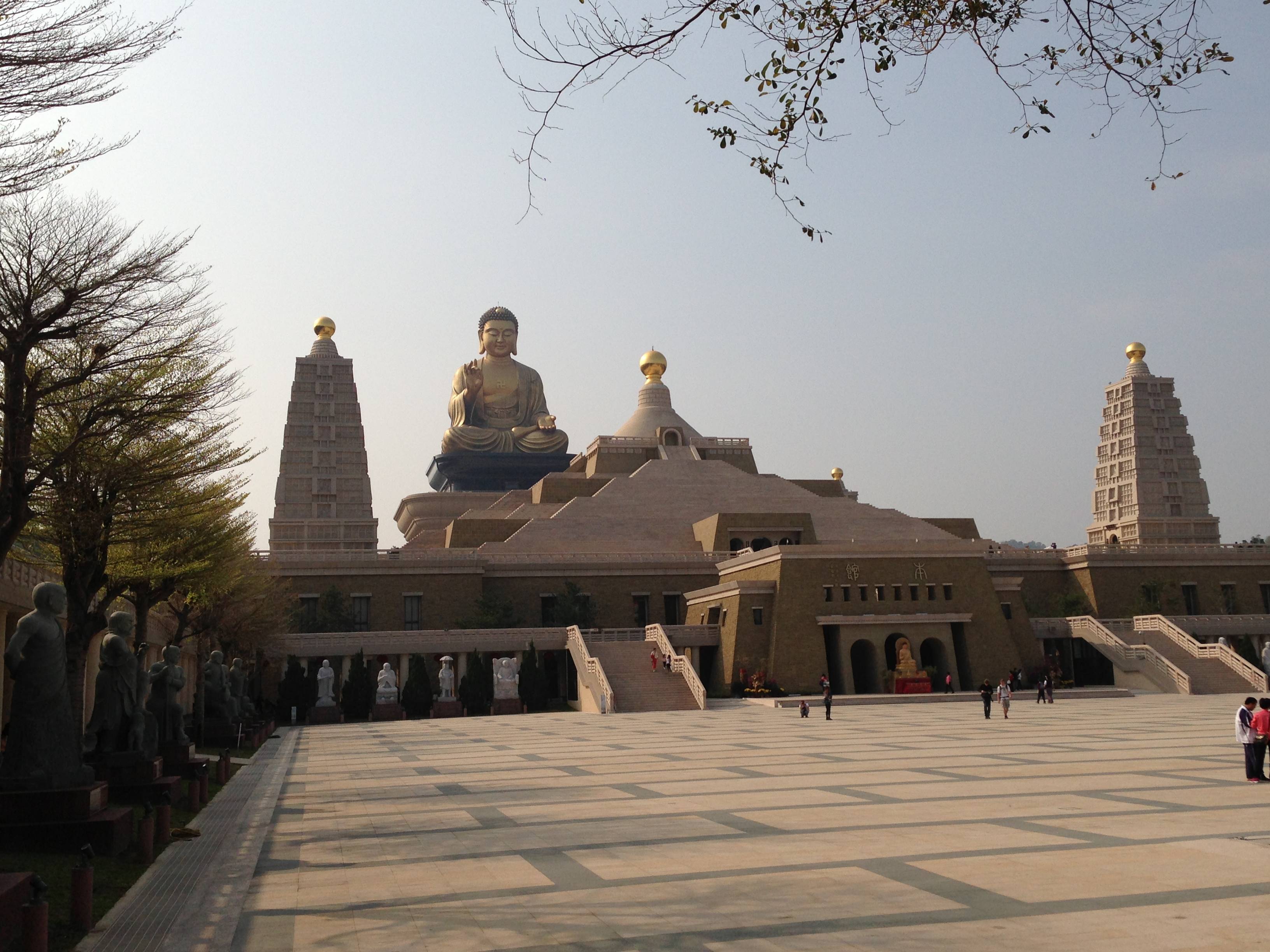 流失20载,北齐佛首重现台湾,找到佛身,星云法师:无偿捐赠大陆