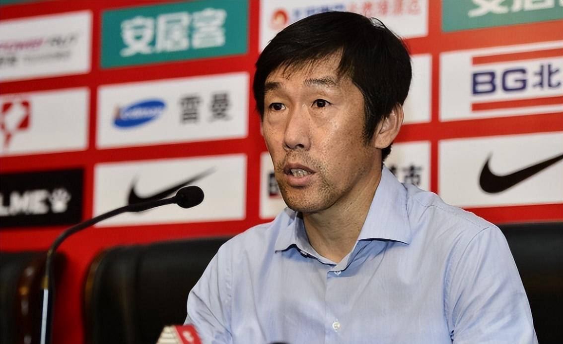 新任主帅上任国足，首举高洪波担任中方教练组长，郑智将离队
