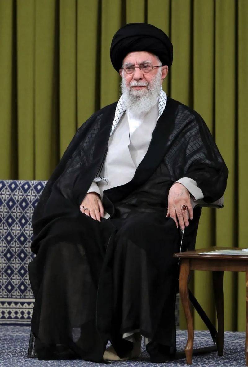 哈梅内伊冒死演讲，点燃斗志的伊朗开始玩命，特拉维夫正变成加沙_搜狐网