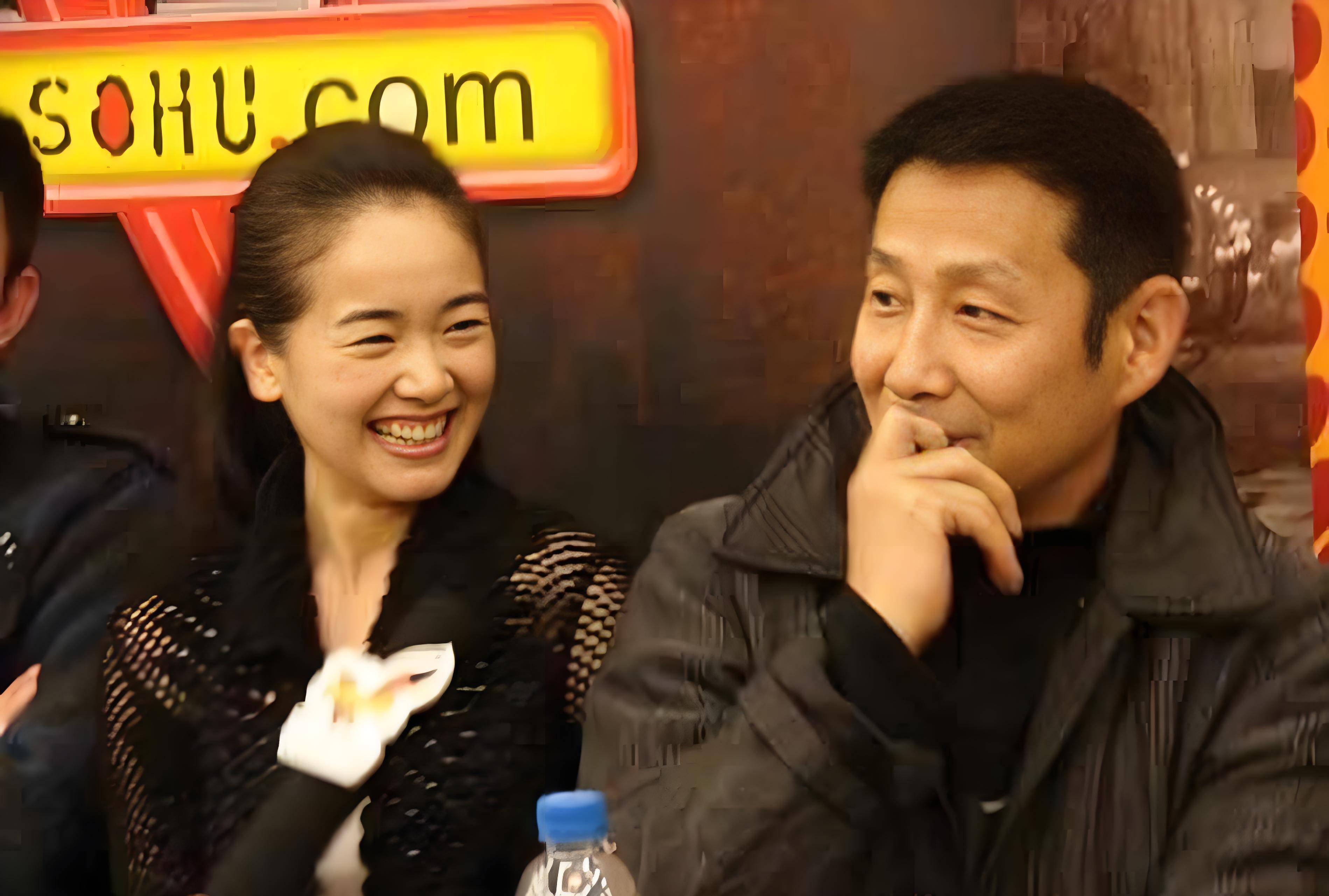 出卖色相上位,"风流浪姐"左小青现形记