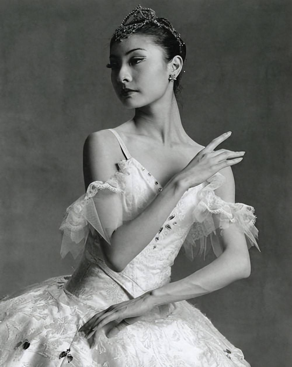 47岁芭蕾女皇谭元元:破碎婚姻,快乐再次降临