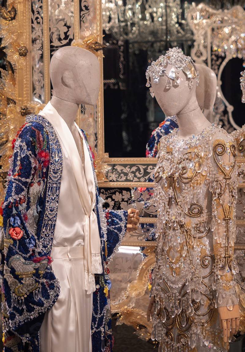 d&g杜嘉班纳将"匠心艺境"带入巴黎大皇宫