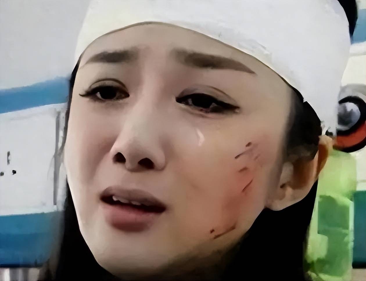 曾是"古装第一美人",被狗咬后容貌被毁,如今42岁"从头开始"