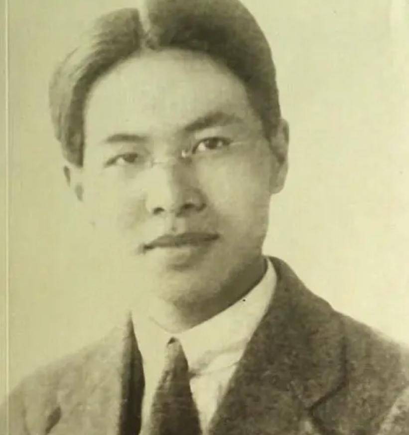 凌叔华:婚前脚踏两只船,婚后风流不改,70岁终悔悟同夫合葬