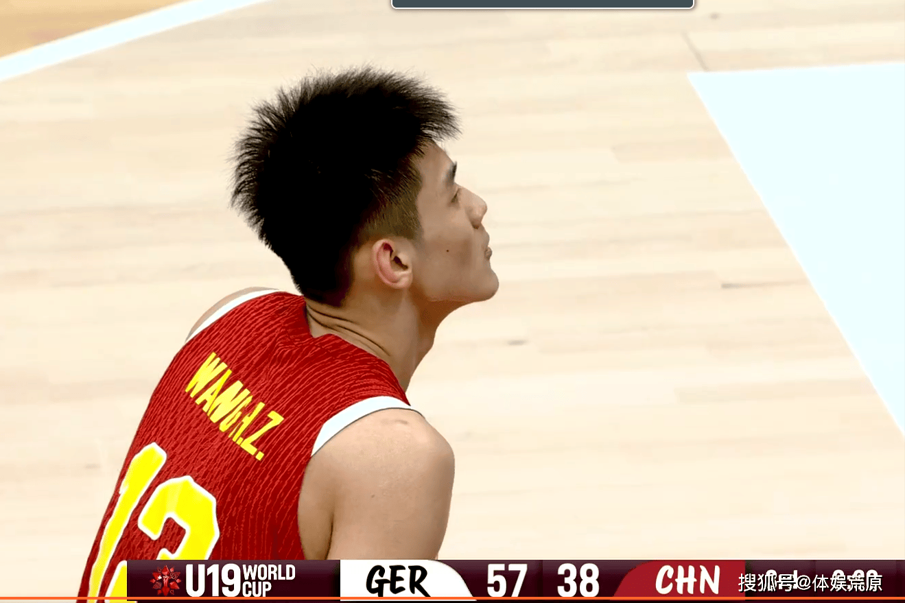 中国男篮惨败最强对手：朱正12分郇斯楠4封盖，一人低迷9中1