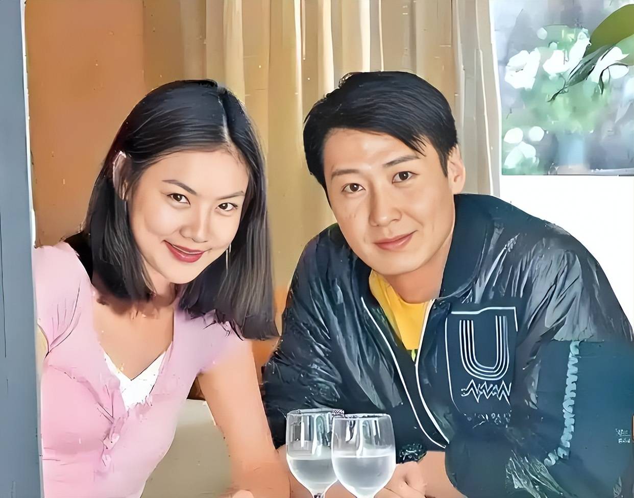 45岁乐基儿现状:败光黎明7个亿后,二度离婚净身出户,现状唏嘘