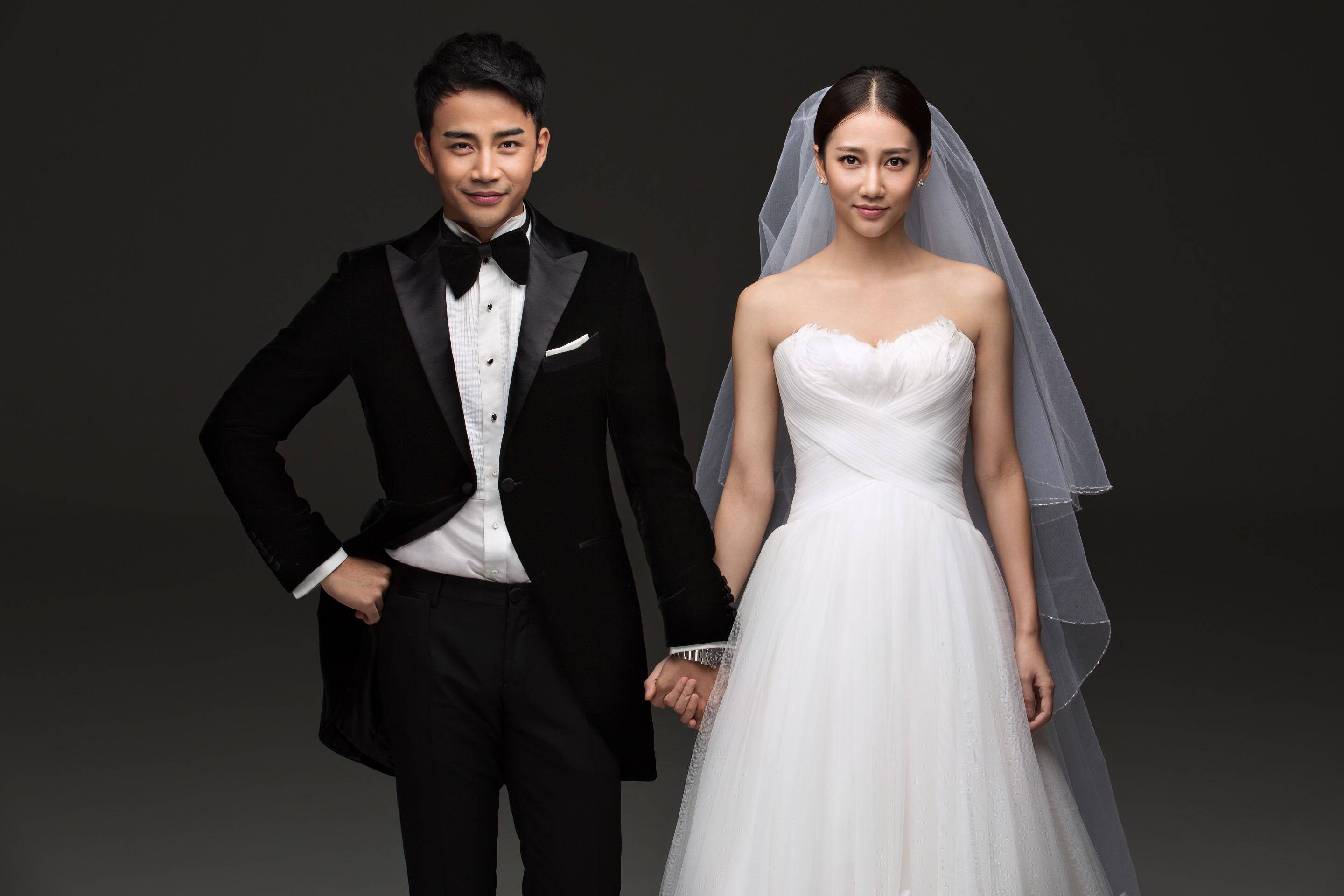 一首醉清风,瞬间梦回90年代,唱醉清风的弦子现在怎么样了?