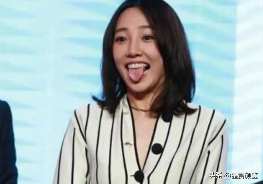 年轻时的白百何喜欢吐舌头搞怪!太可爱了吧?