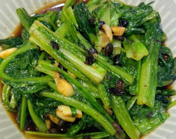 发酵的黑豆咸又香，生菜很香！广东的新最喜欢