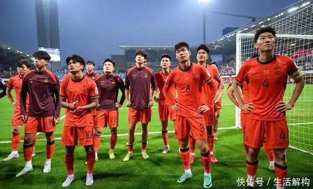 郑智离队原因曝光，久尔杰维奇上任大大出手，弃12悍将3归化