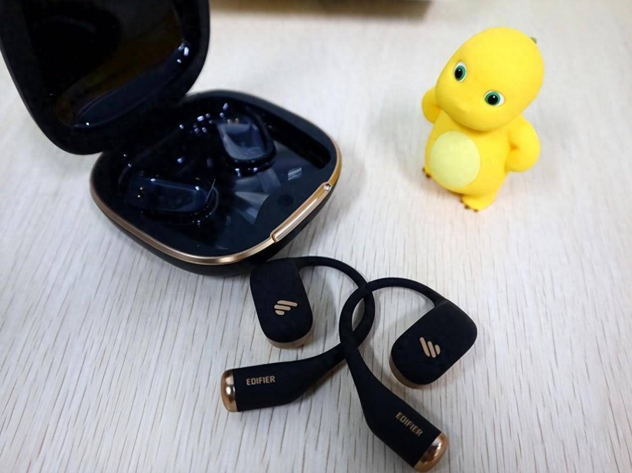 开放式蓝牙耳机哪个牌子好？十大热门耳机推荐！佩戴舒适音质好！