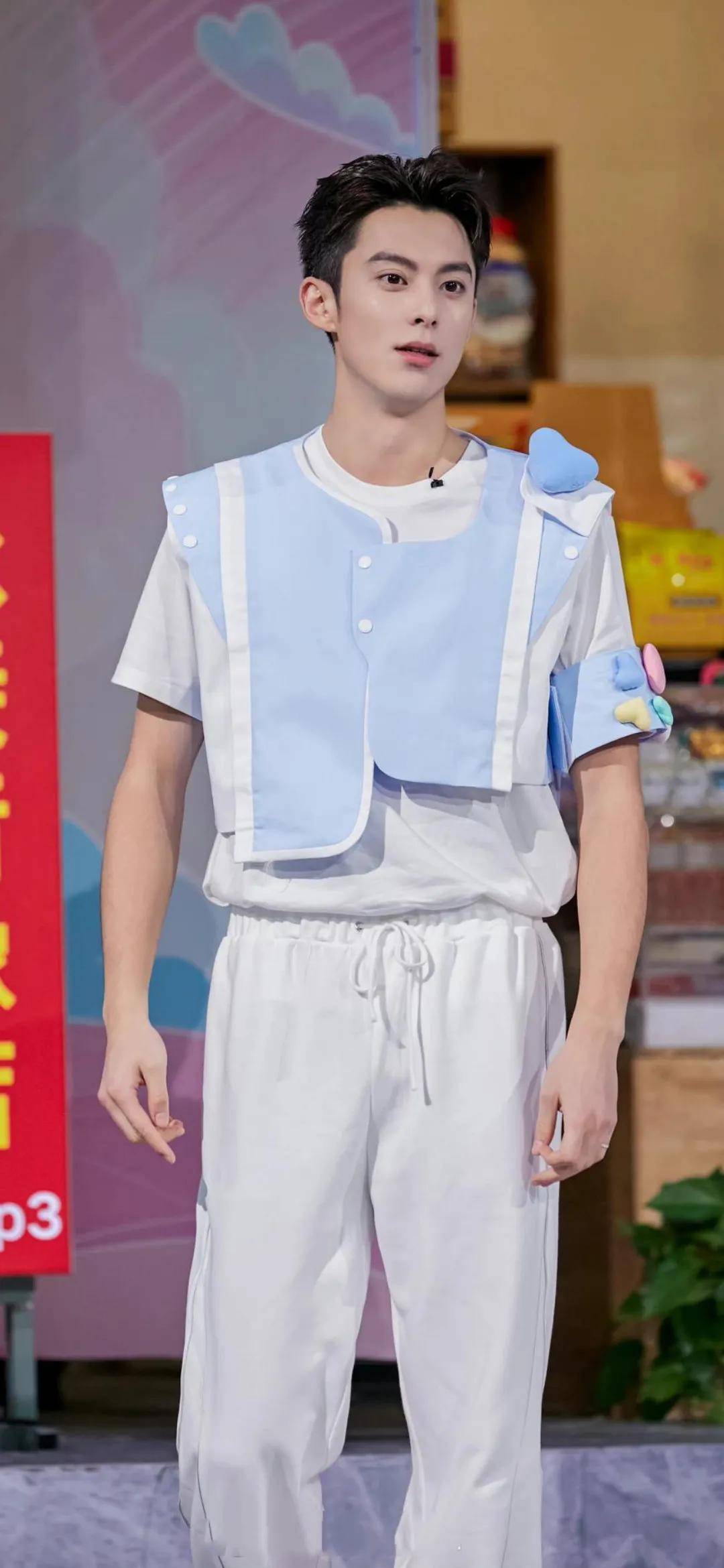 四川真是出帅哥:看看这10位川籍男明星,真是个个帅气迷人