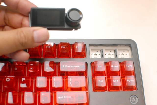 黑爵MK87三模无线机械键盘深度评测:续航怪兽与客制化艺术的碰撞