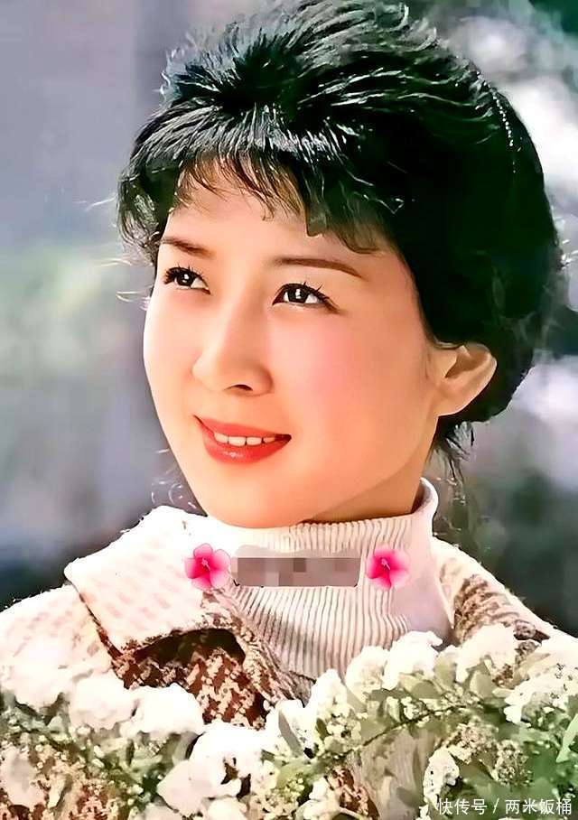 吴海燕年轻旧照流出,为何被称为童年女神,网友直呼太惊艳