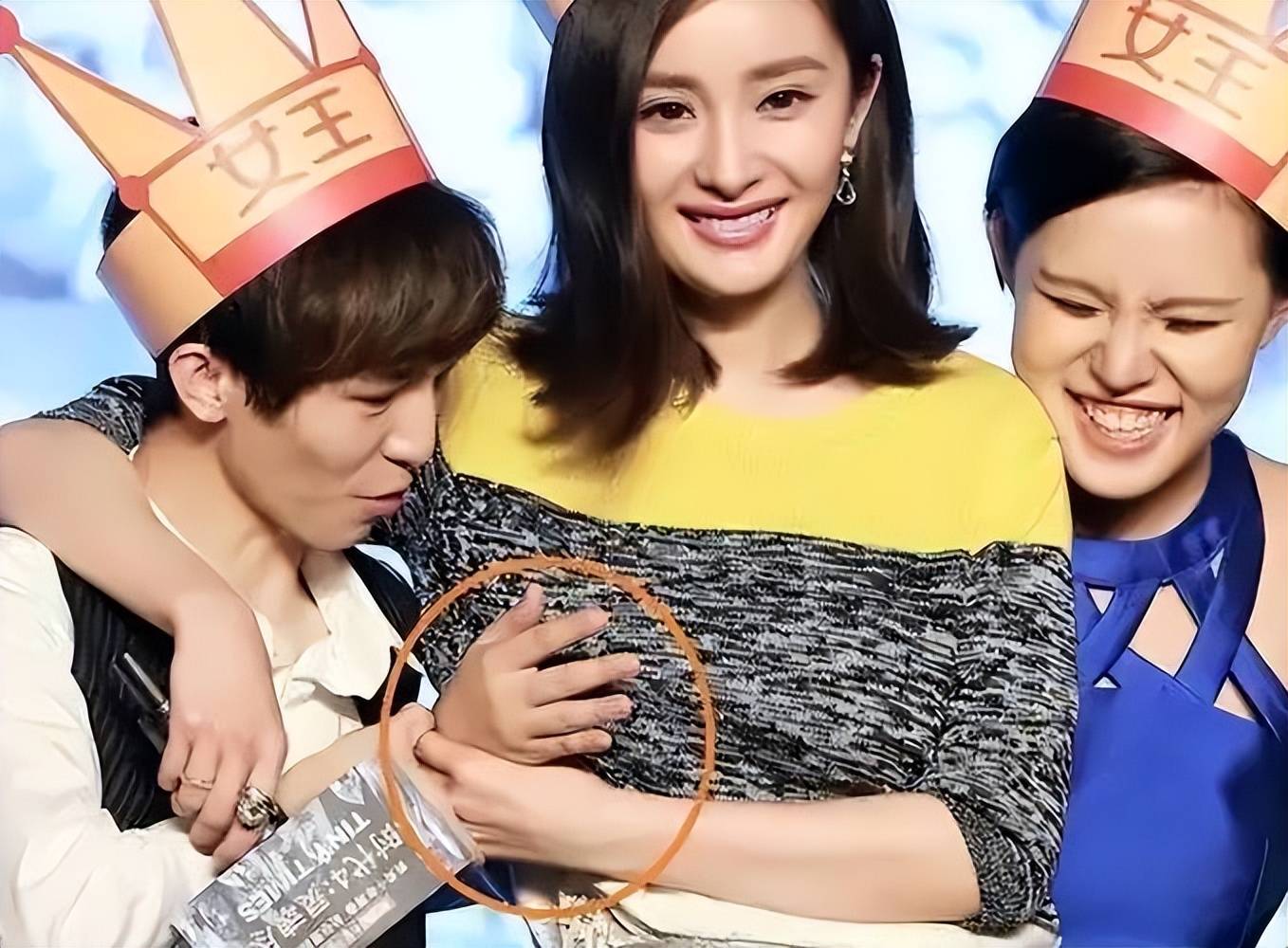 强吻,袭胸,弹内衣带等现象频发,内娱的假戏真做太吓人!