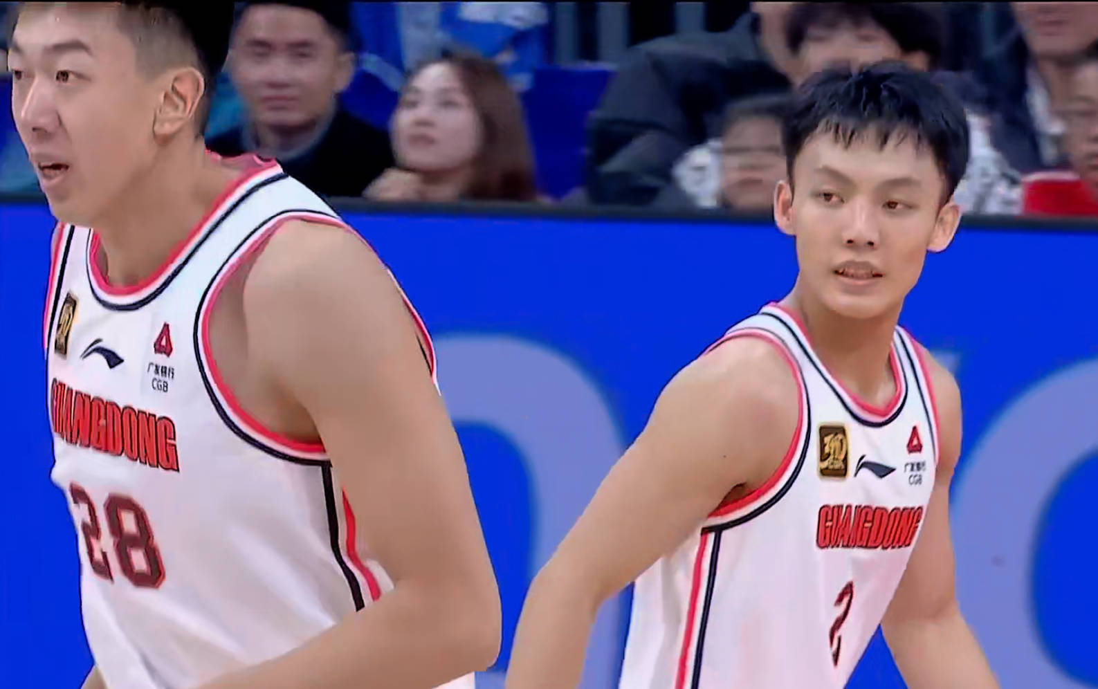 正式到位！男篮顶级锋线驰援杜锋，这可是广东队的争冠王牌！
