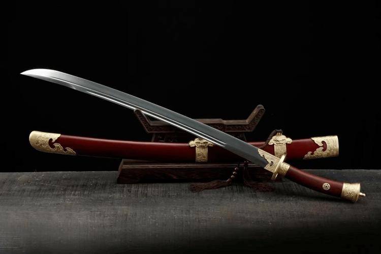 古代宝刀能够削铁如泥,为啥科技进步后,现在的刀却做不到了?